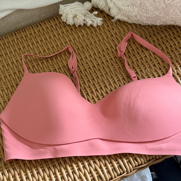 Elegant Pink Seamless Bra - Picture 1 of 1
